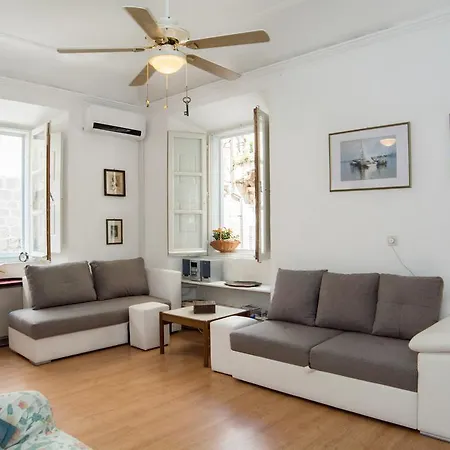 Simply Romantic